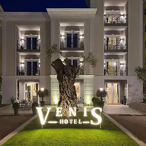 فندق Venis