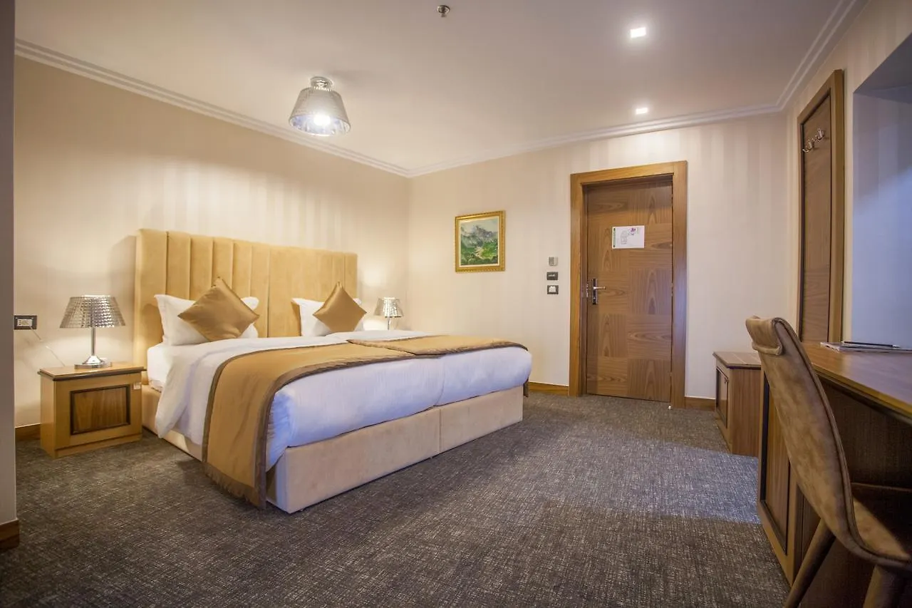 ****  Hotel Colosseo Tirana Albanië